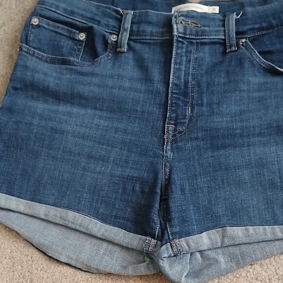 Levi's Jean Shorts - Picture 2 of 5